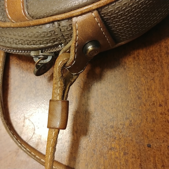 Vintage Charles Jourdan purse/crossbody - Picture 4 of 8